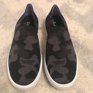 Rothys 7.5 Sneakers
